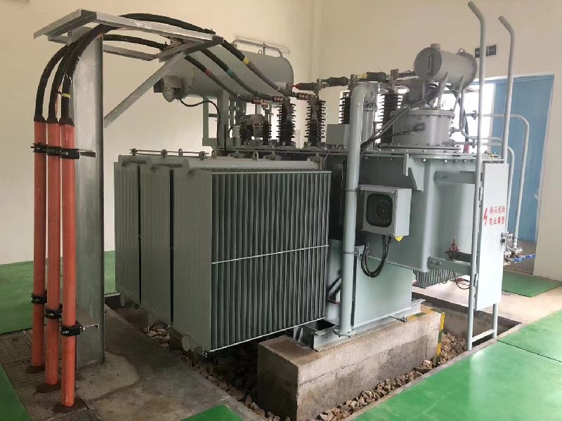 تقسیم ٹرانسفارمر کا موازنہ 800 KVA اور نیچے 800 KVA کے درمیان ہے
